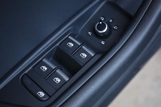 2017 Audi A4 Premium Plus - 23030861 - 38