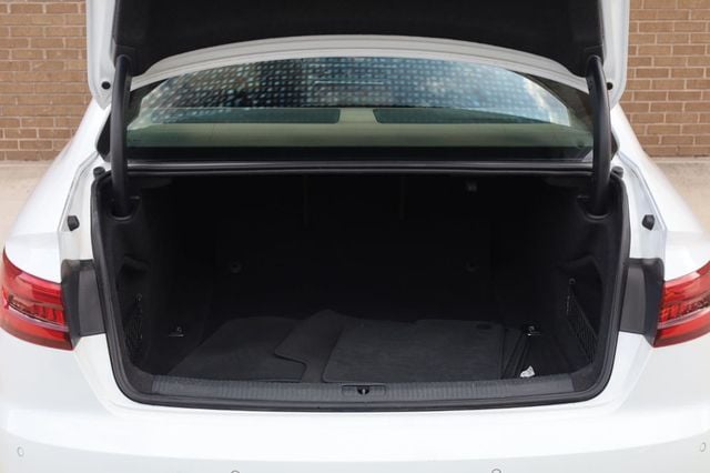 2017 Audi A4 Premium Plus - 23058534 - 9