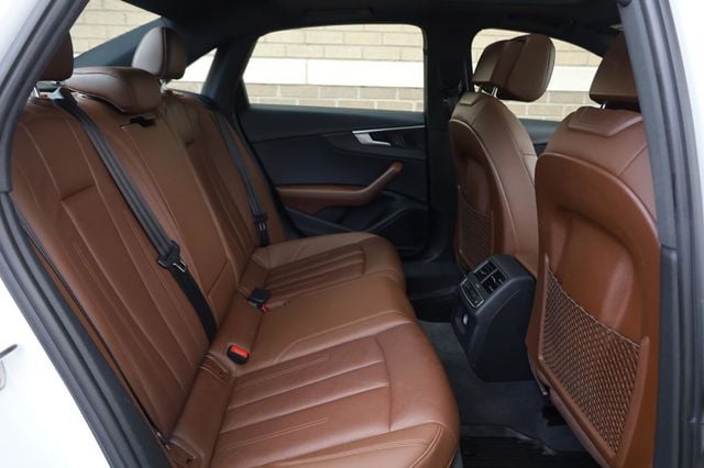 2017 Audi A4 Premium Plus - 23058534 - 21