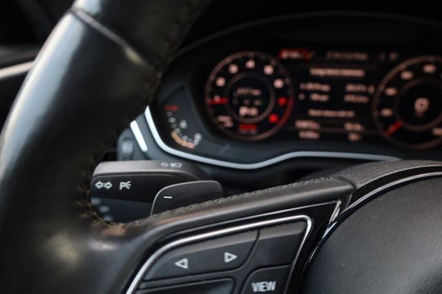 2017 Audi A4 Premium Plus - 23058534 - 33
