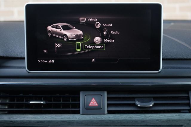 2017 Audi A4 Premium Plus - 23058534 - 40
