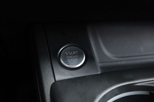 2017 Audi A4 Premium Plus - 23066042 - 44