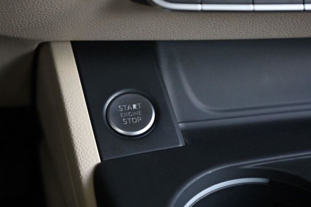 2017 Audi A4 ultra Premium - 23055202 - 32