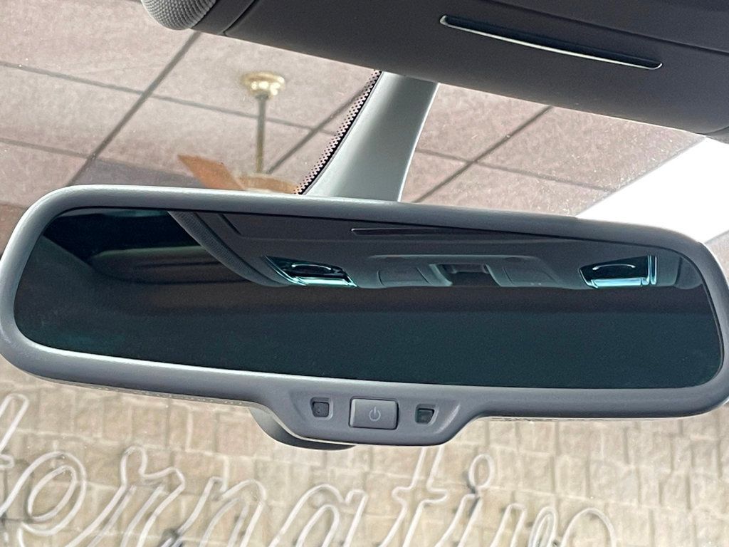 2017 Audi A6 2.0 TFSI Premium Plus quattro AWD - 23002982 - 32