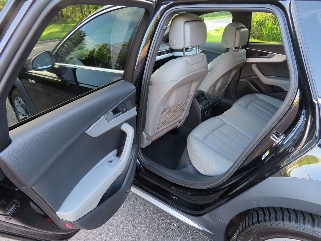 2017 Audi A4 Allroad Premium photo 25