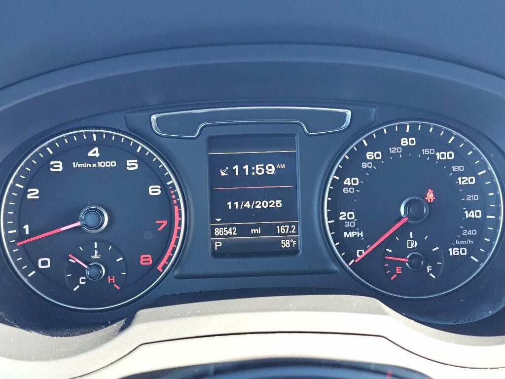 2017 Audi Q3 2.0 TFSI Premium quattro AWD - 22941509 - 24