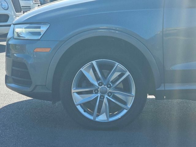 2017 Audi Q3 2.0 TFSI Premium quattro AWD - 22941509 - 30