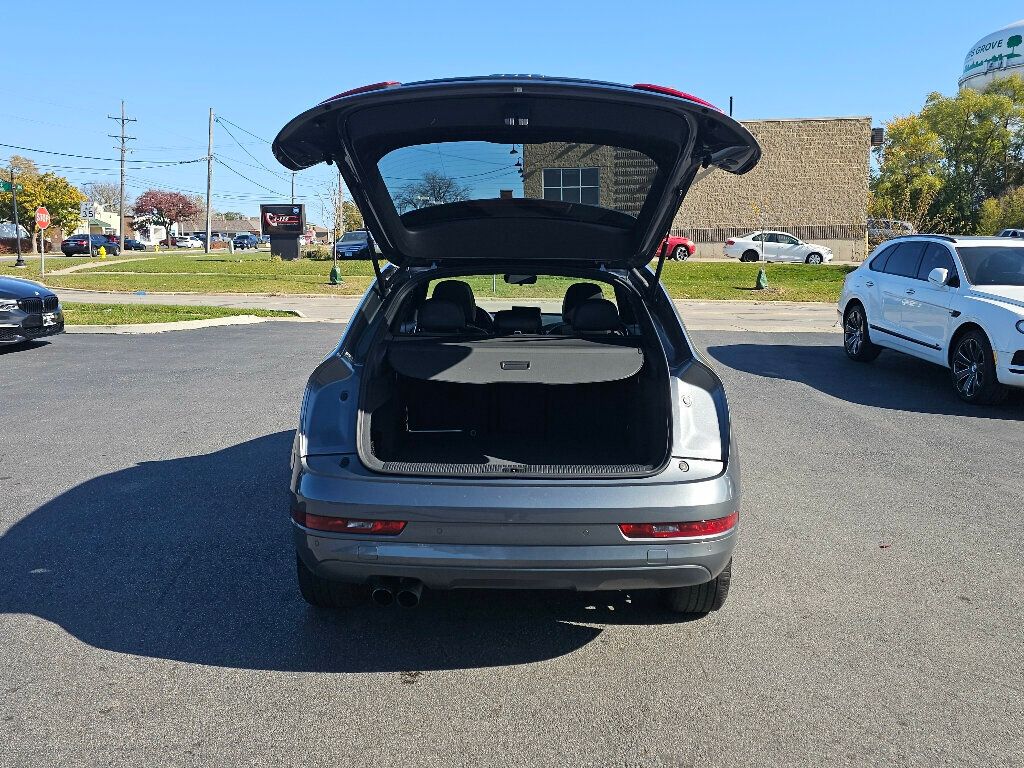 2017 Audi Q3 2.0 TFSI Premium quattro AWD - 22941509 - 32