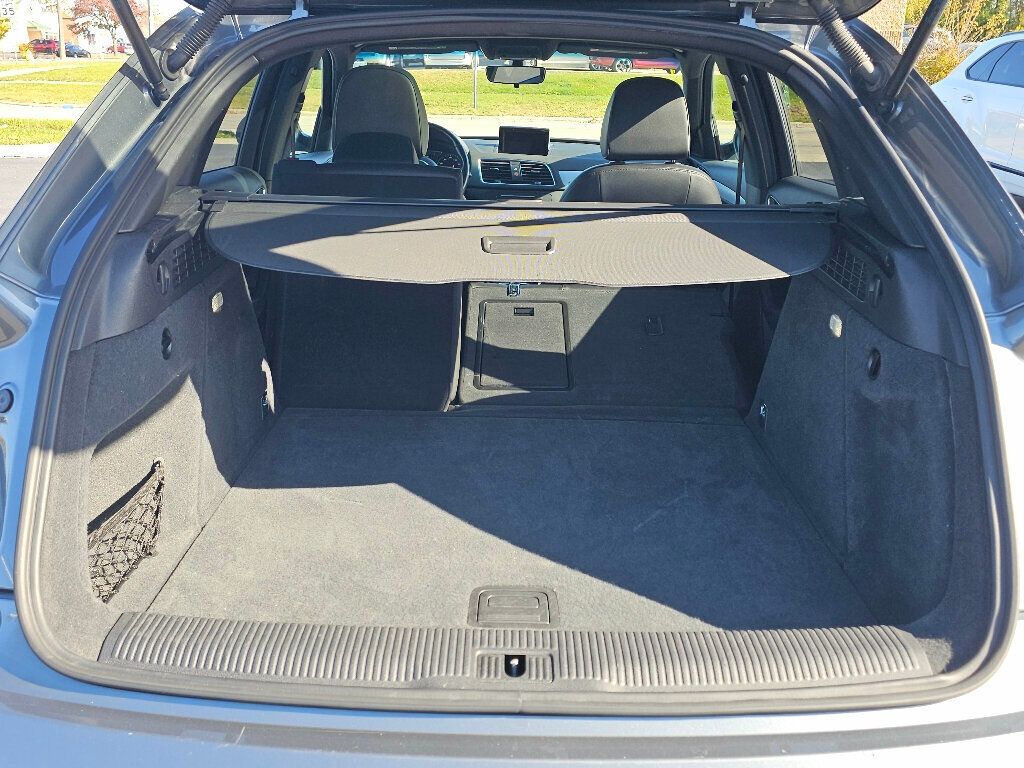 2017 Audi Q3 2.0 TFSI Premium quattro AWD - 22941509 - 33