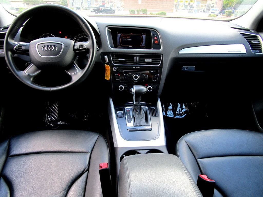 2017 Audi Q5 TFSI Premium photo 2