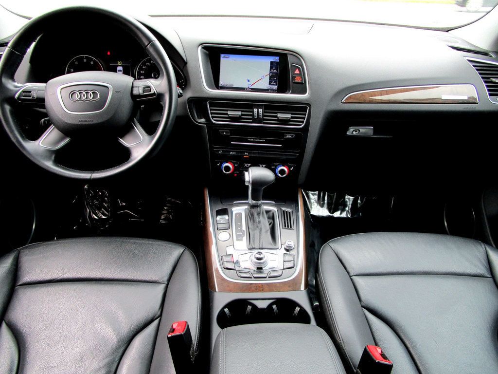 2017 Audi Q5 2.0T Premium Plus photo 2