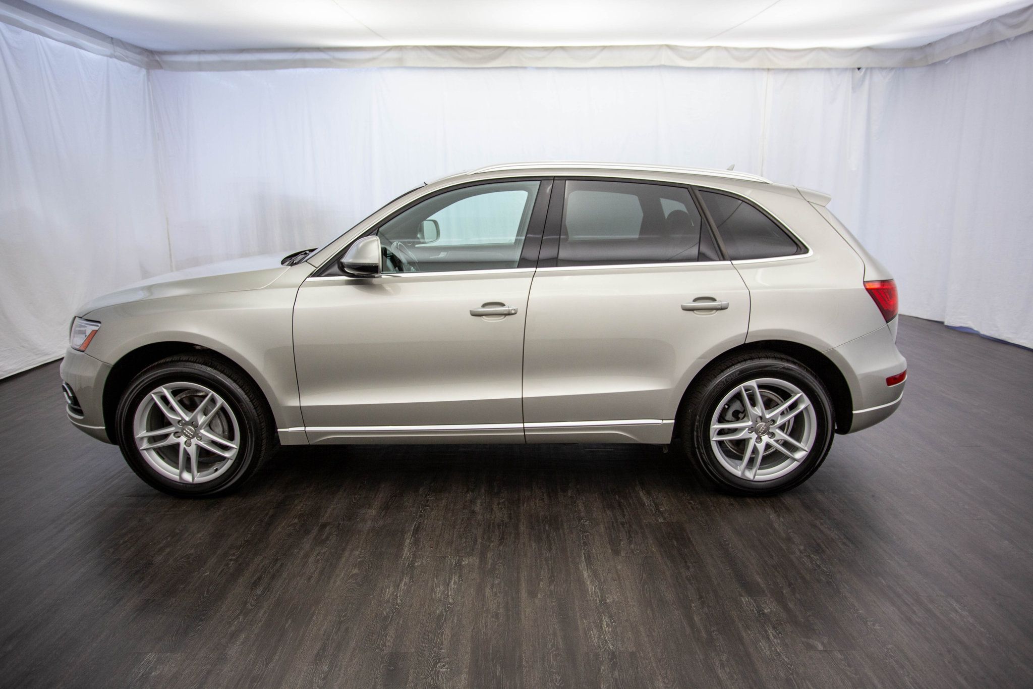 2017 Audi Q5 TFSI Premium Plus photo 8