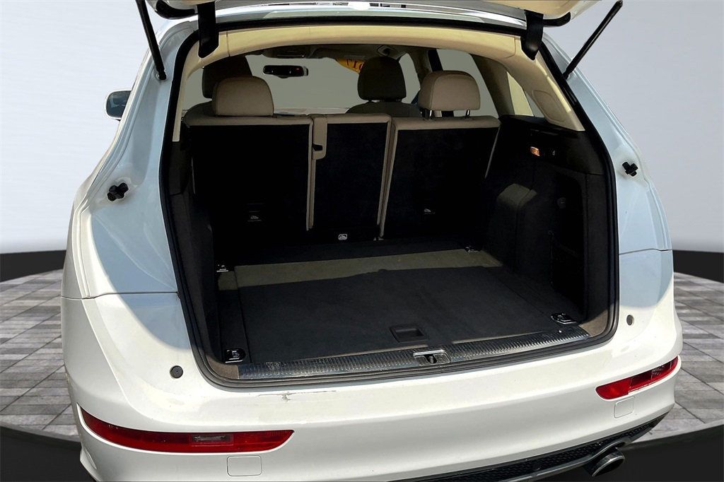 2017 Audi Q5 3.0T Premium Plus S line photo 32