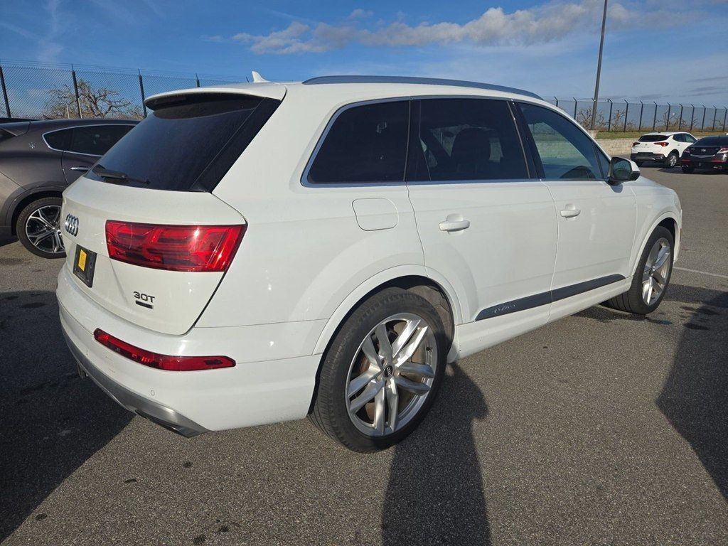 2017 Audi Q7 LOOK AT CARFAX! FULLY SERVICED AT DEALER! WELL KEPT! PRESTIGE!  - 22955877 - 1