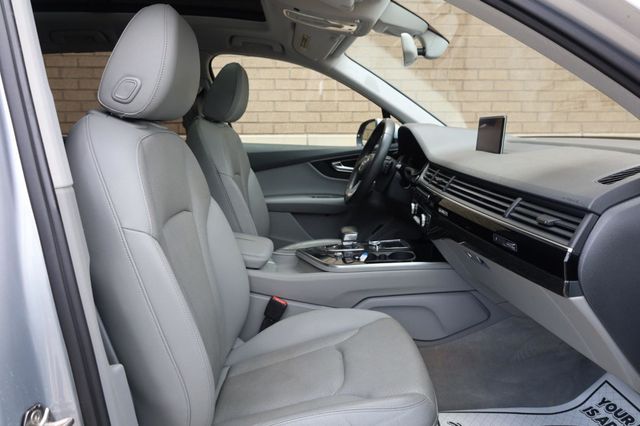 2017 Audi Q7 Premium Plus - 23046427 - 30