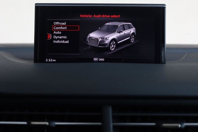 2017 Audi Q7 Premium Plus - 23046427 - 44