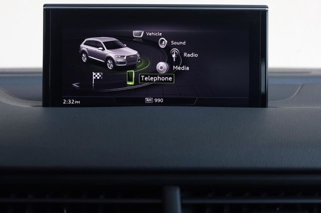 2017 Audi Q7 Premium Plus - 23046427 - 47