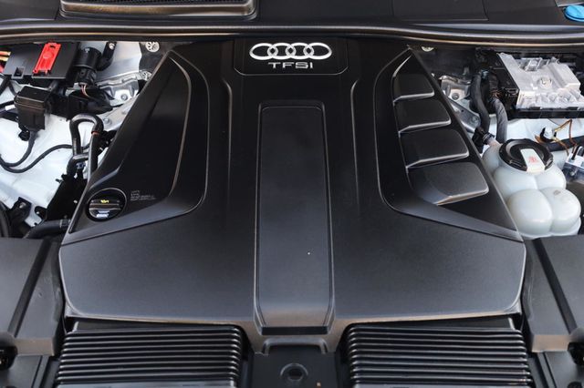 2017 Audi Q7 Premium Plus - 23050880 - 10
