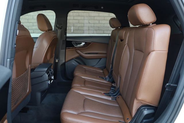 2017 Audi Q7 Premium Plus - 23050880 - 19