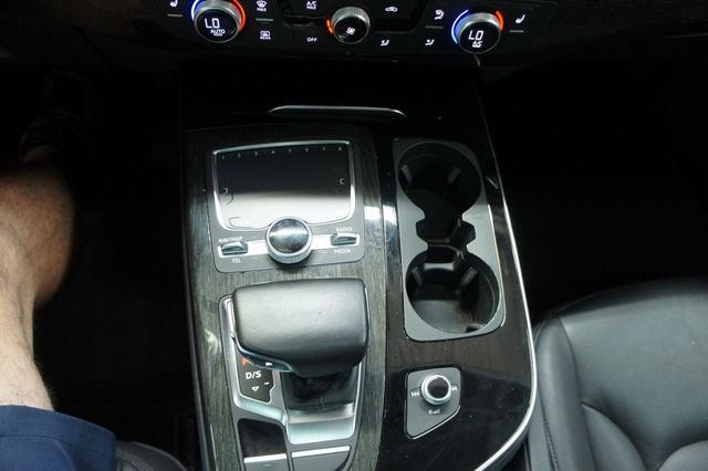 2017 Audi Q7 Premium Plus, 3rd Row Seats, Quattro - 22993657 - 29