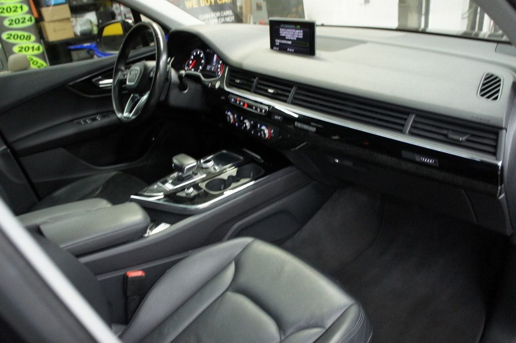 2017 Audi Q7 Premium Plus, 3rd Row Seats, Quattro - 22993657 - 3