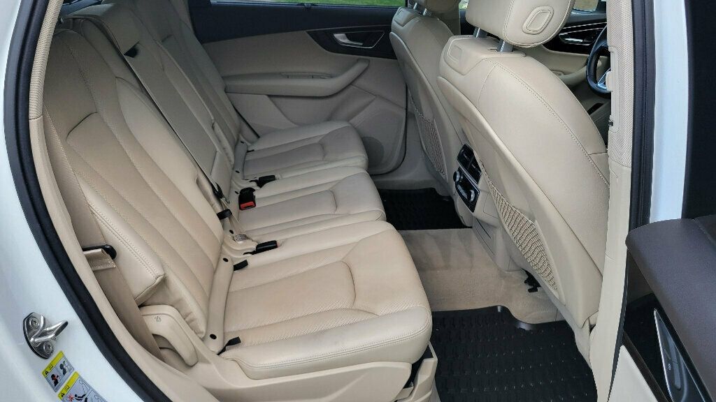 2017 Audi Q7 Premium Plus, Driver Assistance Pack, Warm & Cold Weather Pack - 22407879 - 31