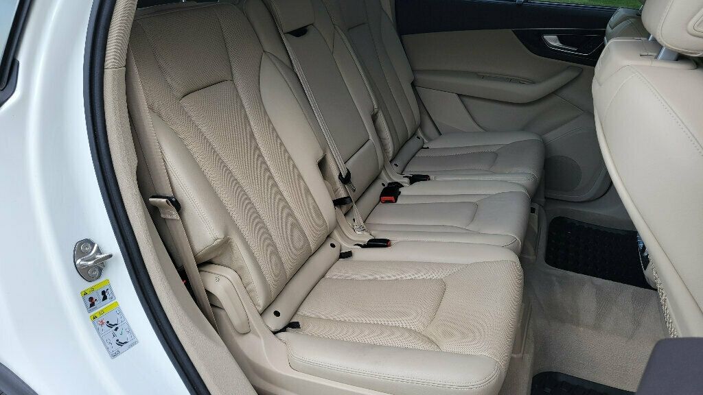 2017 Audi Q7 Premium Plus, Driver Assistance Pack, Warm & Cold Weather Pack - 22407879 - 32