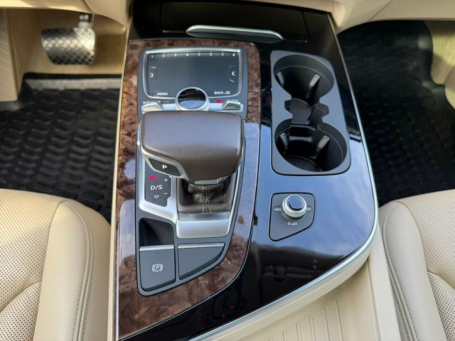 2017 Audi Q7 Premium Plus, Driver Assist, Cold Warm Weather Pack, Vision Pack - 23016960 - 24