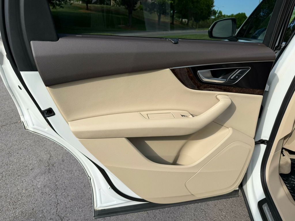 2017 Audi Q7 Premium Plus, Driver Assist, Cold Warm Weather Pack, Vision Pack - 23016960 - 26