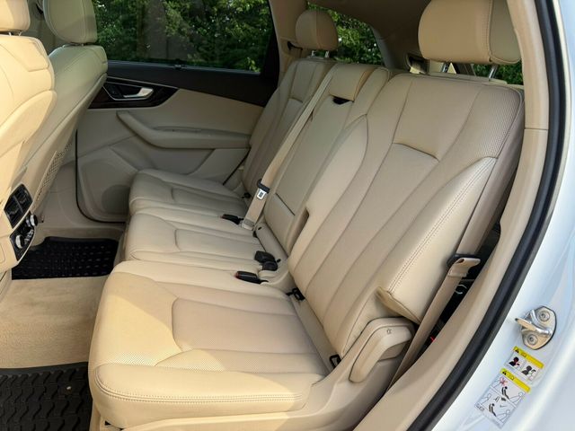 2017 Audi Q7 Premium Plus, Driver Assist, Cold Warm Weather Pack, Vision Pack - 23016960 - 28