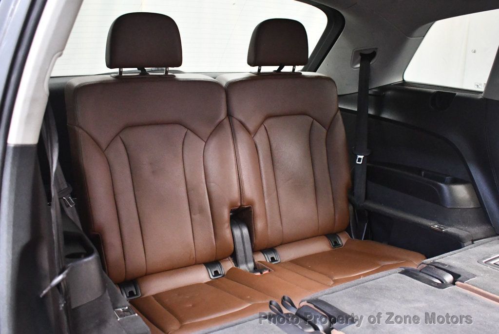 2017 Audi Q7 3.0T Premium Plus photo 17