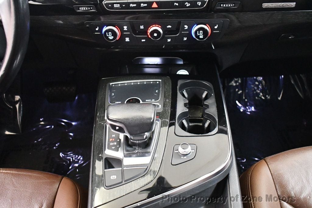 2017 Audi Q7 3.0T Premium Plus photo 22