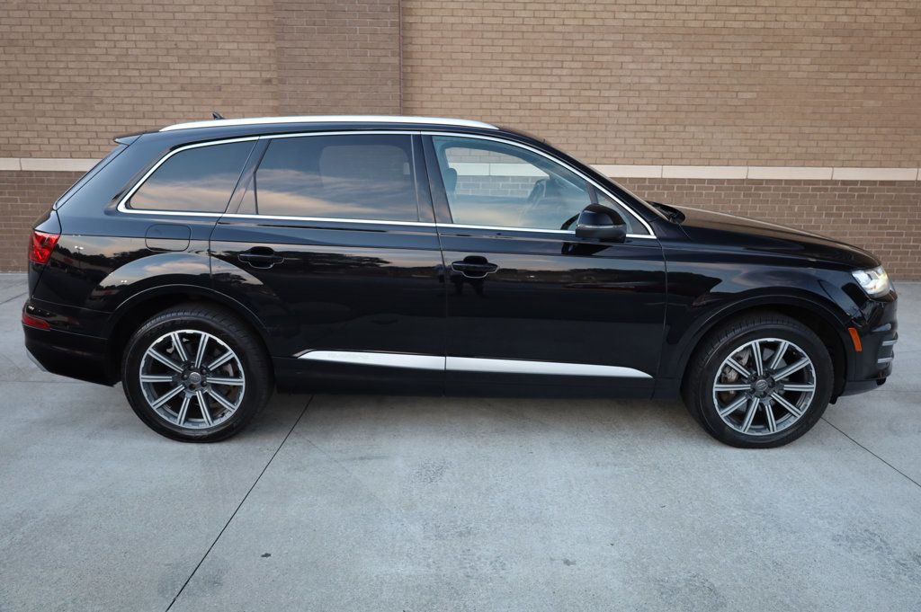 2017 Audi Q7 3.0T Premium Plus photo 4