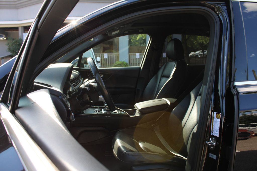 2017 Audi Q7 3.0T Prestige photo 17