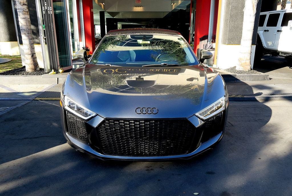 2017 Audi R8 Coupe V10 quattro AWD - 22653777 - 45