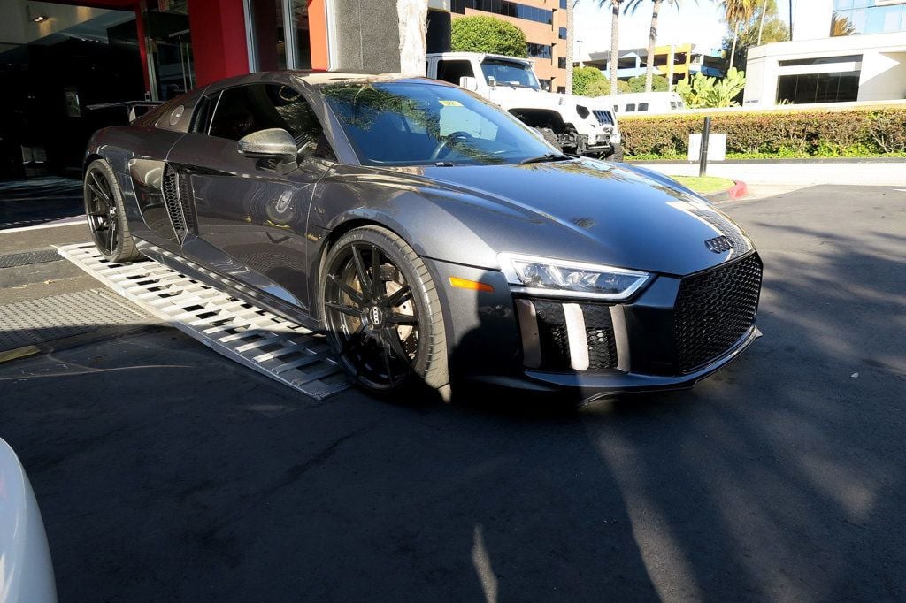 2017 Audi R8 Coupe V10 quattro AWD - 22653777 - 46