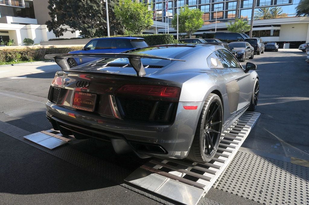 2017 Audi R8 Coupe V10 quattro AWD - 22653777 - 8