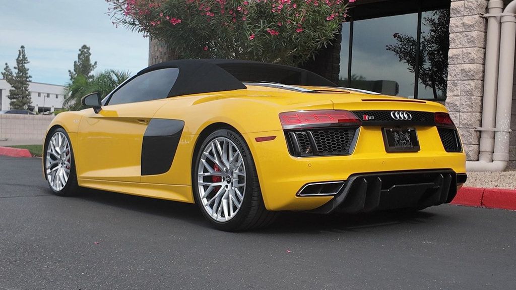 2017 Audi R8 Spyder V10 quattro AWD - 22994350 - 11