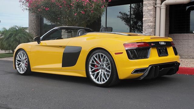 2017 Audi R8 Spyder V10 quattro AWD - 22994350 - 18
