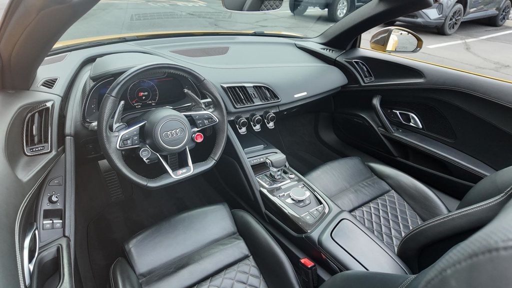 2017 Audi R8 Spyder V10 quattro AWD - 22994350 - 19