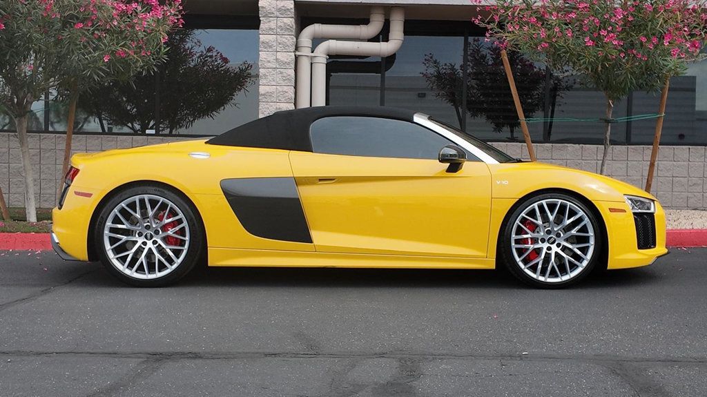 2017 Audi R8 Spyder V10 quattro AWD - 22994350 - 3