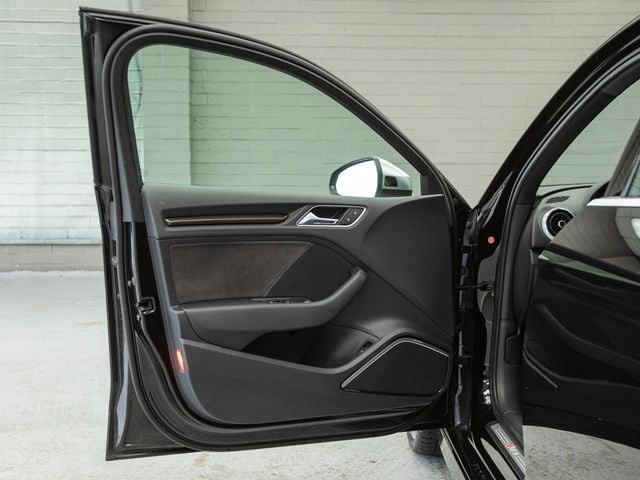 2017 Audi RS 3 2.5 TFSI S Tronic - 23000545 - 33