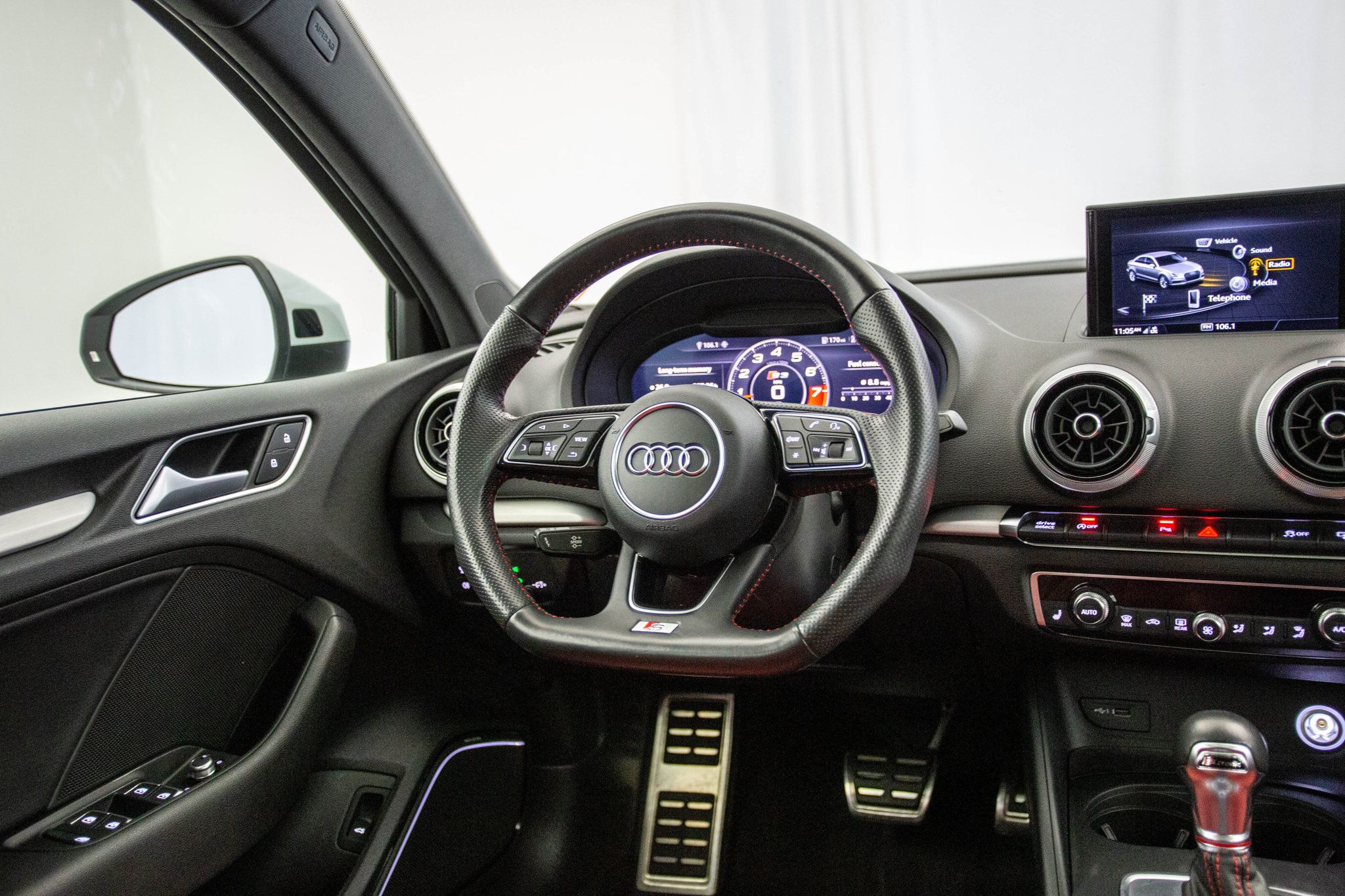 2017 Audi S3 Premium Plus photo 5