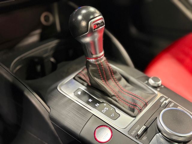 2017 Audi S3 2.0 TFSI Prestige - 23028811 - 35
