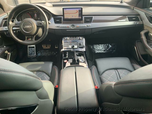2017 Audi S8 plus 4.0 TFSI - 20451511 - 25