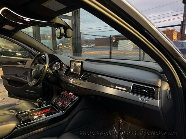 2017 Audi S8 plus 4.0 TFSI - 21298547 - 10