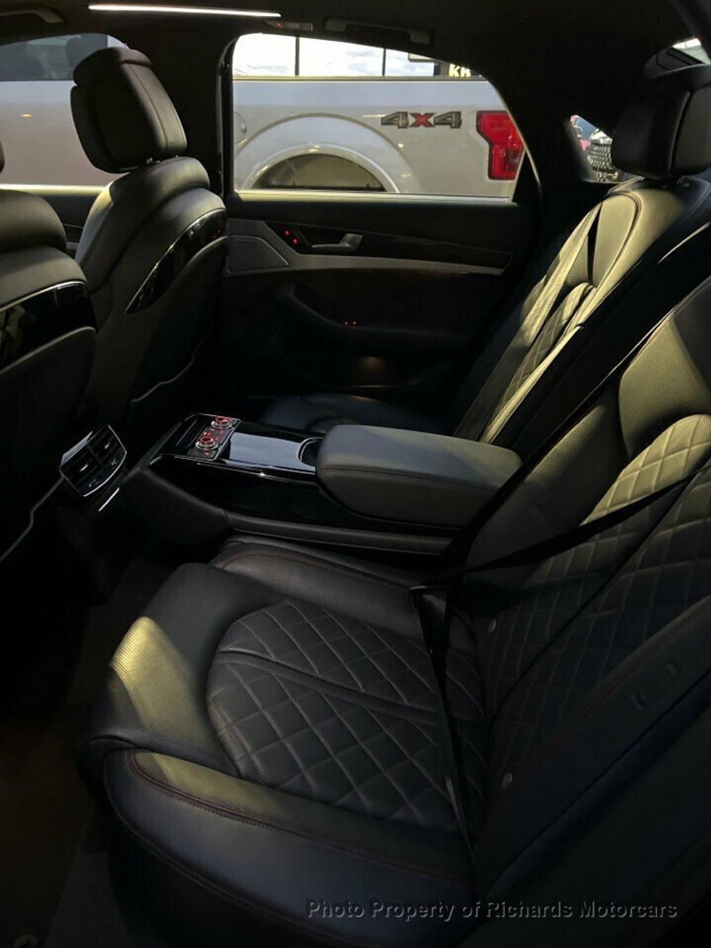 2017 Audi S8 plus 4.0 TFSI - 21298547 - 21