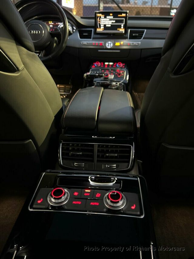 2017 Audi S8 plus 4.0 TFSI - 21298547 - 23