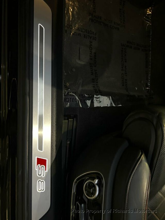 2017 Audi S8 plus 4.0 TFSI - 21298547 - 26