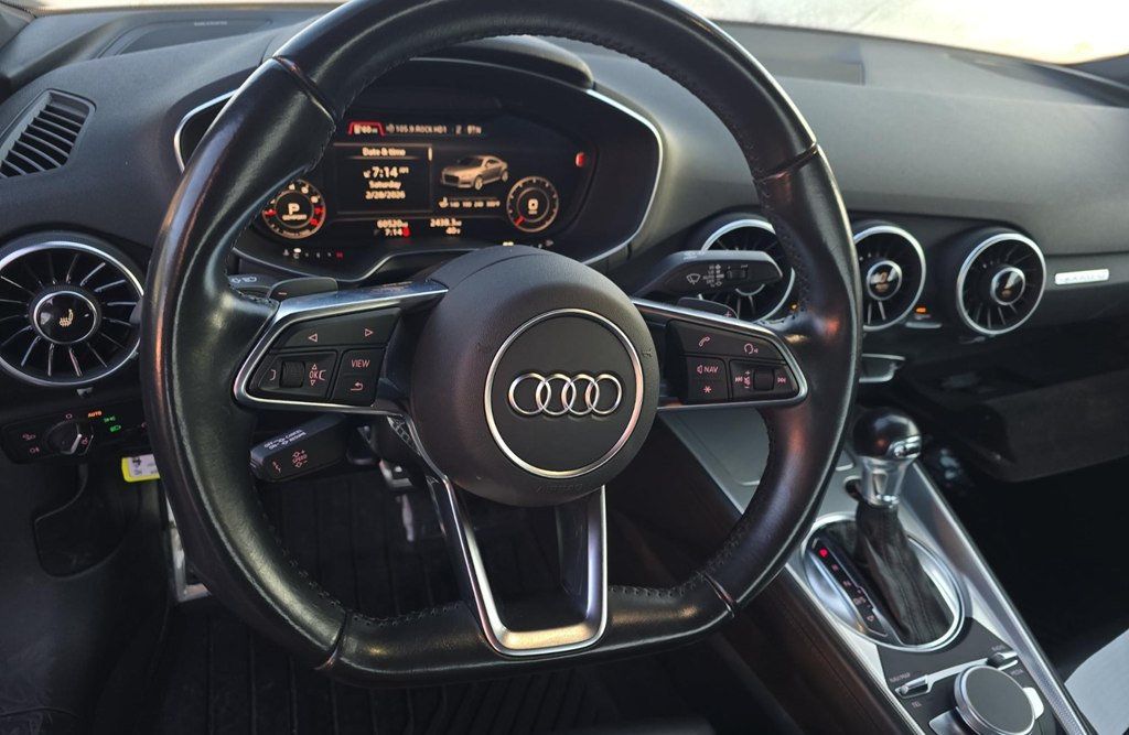 2017 Audi TT Coupe 2.0 TFSI - 22996645 - 8